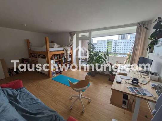 Tauschwohnung: Lichtdurchflutete Wohnung, grünes Neukölln, tolle Aussicht