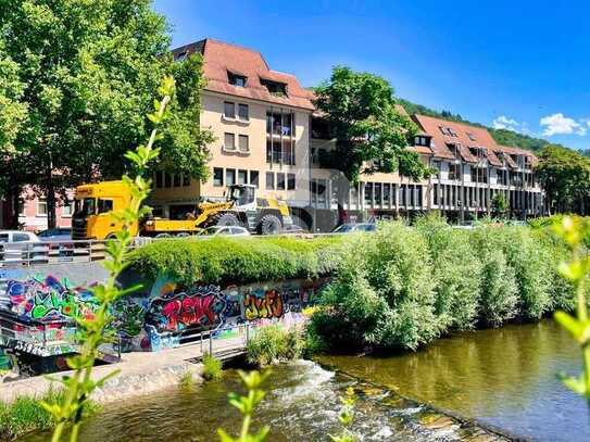 Zwischen Schlossberg und Dreisam, Bürofläche in der Altstadt-1. OG