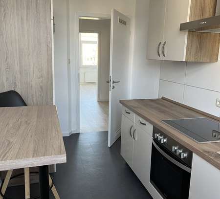 Modernes Wohnen im Altbau, 2,5 Zimmer-Wohnung, Westliches Ringgebiet, Rudolfplatz