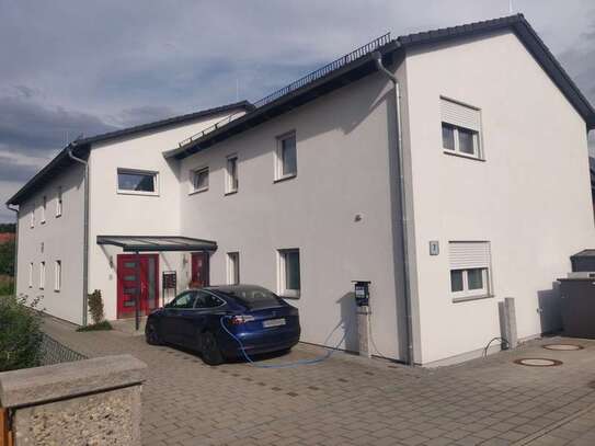 3-Zimmer-Wohnung mit Balkon in Schwarzenbruck, Energiesparhaus, E-Auto Ladestation 11 kW