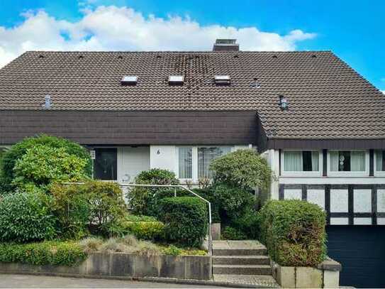 Großzügiges Architektenhaus mit traumhaftem Ausblick & Einliegerwohnung