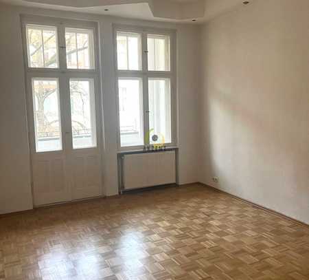 Schöne 3-Zimmer-Altbauwohnung -bezugsfrei