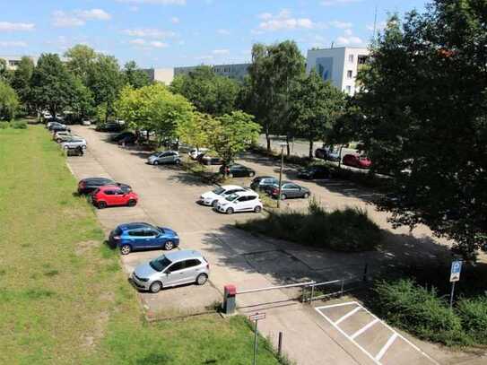 Stellplatz auf beschrankter Parkfläche