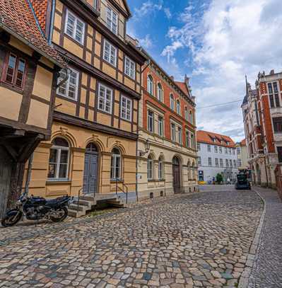 Wohnen und Arbeiten unter einem Dach im historischen Fachwerkhaus in zentralster Lage