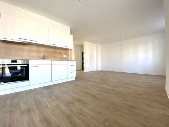 Helle 3,5-Zi-Wohnung - EBK - Großer Süd-West-Balkon - Eigenes Parkhaus