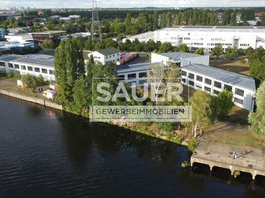 216 m² Penthouse-Büro mit Terrasse und Spreeblick! *2735*