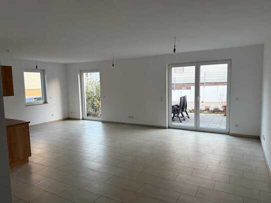Moderne 2-Zimmer Erdgeschosswohnung mit Terrasse in Butzbach