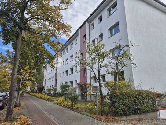 ••• Geräumiger + abschließbarer Tiefgaragenplatz = einfaches Rangieren in der Paulsborner Str.! •••