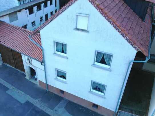 Einfamilienhaus, Bauernhaus,großes Grundstück,Stall,Scheune,HalleOHNE MAKLER GEBÜHREN