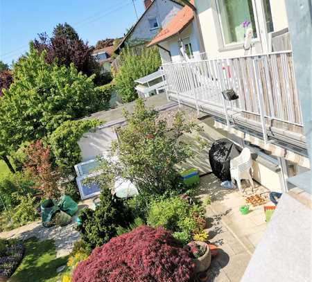 4 FAMILIENHAUS MIT BALKONEN, TERRASSE, TAGESLICHTBÄDERN SOWIE 2 GARAGEN IN SEHR GUTER LAGE