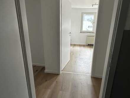 Neu Sanierte 2-Zimmer-Wohnung mit EBK in Aachen
