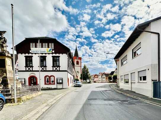 Reichelsheim Ortskern: Moderne Gewerbeeinheit in prominenter Lage