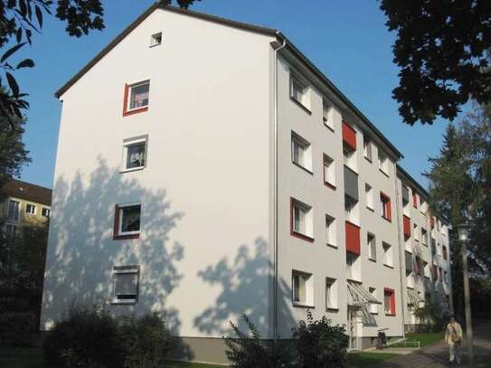 3 Zimmer Wohnung im 1. OG mit Loggia