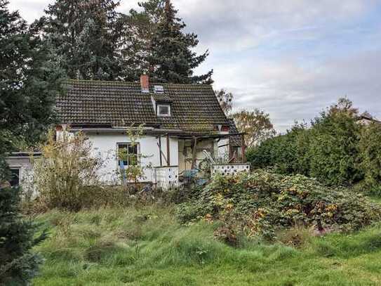 Baugrundstück in ruhiger Lage - mit Abriss