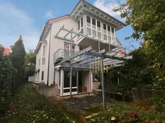 Bezugsfertige 2-Zi-EG-Wohnung mit Terrasse, Garten und Stellplatz zwischen Schnarrenberg & Altstadt