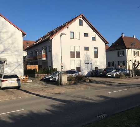 Gemütliche, helle und möblierte 1-Zimmer-Wohnung mit Balkon und Stellplatz