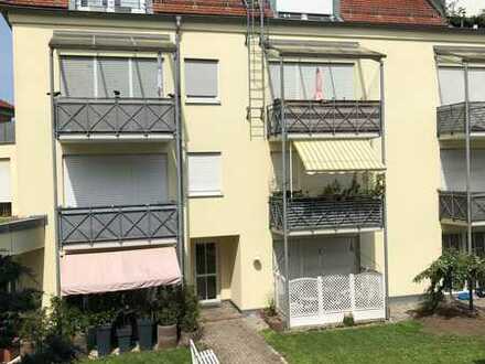 Ideal für Pendler: 1,5 Zimmerwohnung mit Balkon in zentraler Lage von Fürth