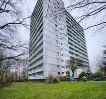 2 Zimmer Wohnung gegenüber Elbe Einkaufszentrum