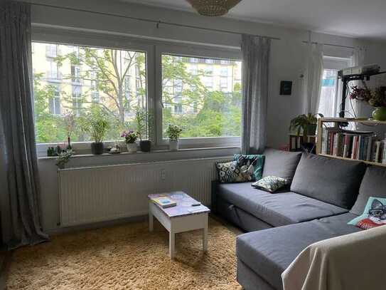 Schöne und helle 2-Zi. Wohnung in Sachsenhausen
