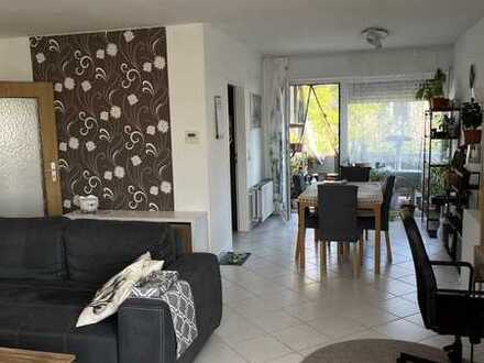 sehr schöne, helle Wohnung in Top Lage - Erstbezug nach Sanierung