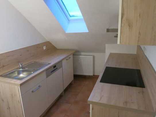 Schöne drei Zimmer Wohnung in Limburg-Weilburg (Kreis), Bad Camberg