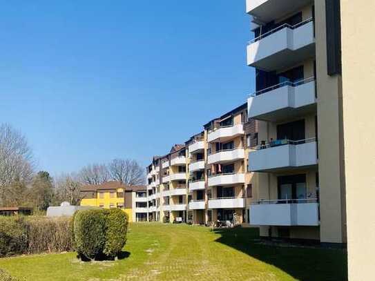 Kleines Apartement mit Küche und Balkon in Bielefeld