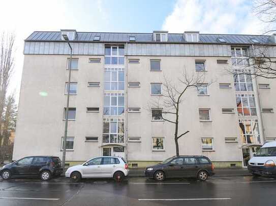 Langfristig vermietete 2-Zimmer-Wohnung mit Balkon in Berlin-Spandau