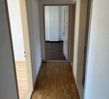 Schöne 3 Zimmer Wohnung mit schönem Blick