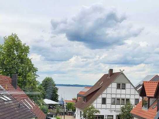 Wunderschöne 3 Zimmer Maisonette-Wohnung im Herzen vom Steinhude zwei Balkonen mit Blick aufs Meer