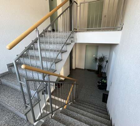 +++ SCHÖNE 2-ZIMMERWOHNUNG IN FRANKFURT-HAUSEN - MIT BALKON +++