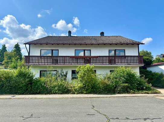 Großes Wohnhaus mit Einliegerwohnung und Traumgarten // JUNG VON HAUS