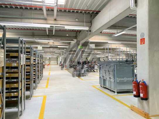 AB OKTOBER 2024 ✓ Lager-/Produktion (1.900 m²) & Büro (900 m²)