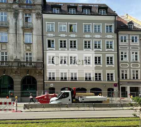 Traumhafter Blick auf den Promenadeplatz - COLLIERS