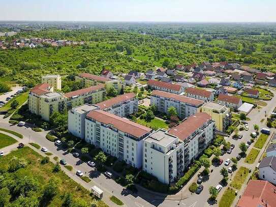 2 Zimmer, Balkon, Laminat im idyllischen Wohnpark Saaleblick