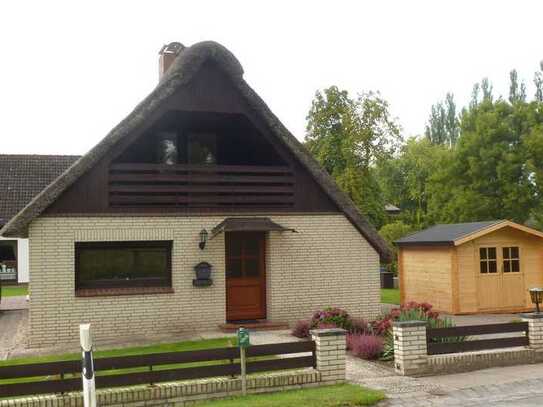 Gemütliches Reetdach-Haus zu vermieten