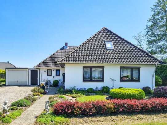 Gepflegter Bungalow mit viel Platz im Grünen