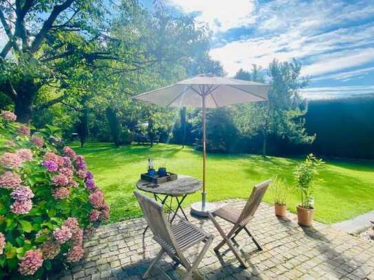 Lichtdurchflutete Einliegerwohnung 2ZKDB mit Terrasse und Einbauküche