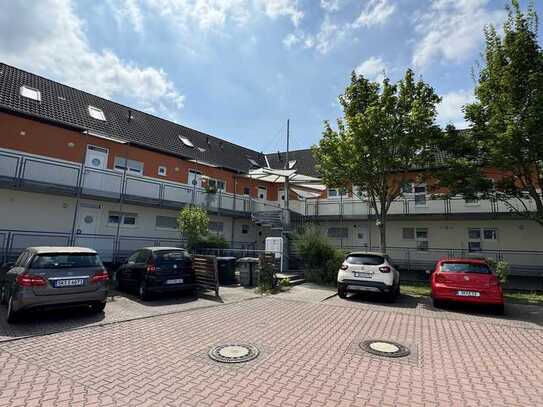 Teutschenthal: Tolle 3-Zi.-Wohnung mit zwei Balkonen in Eisdorf