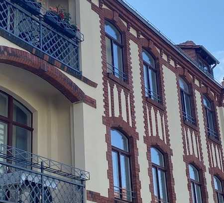 Erstbezug einer sehr schönen ruhigen 3 Zimmer Dachgeschoß Wohnung mit Balkon in der Innenstadt