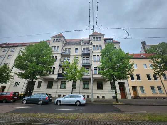 DG-Maisonette in saniertem Denkmal-Altbau/Zentrumsnahe, beliebte Stadtteillage/5 km zum Hauptbhf.