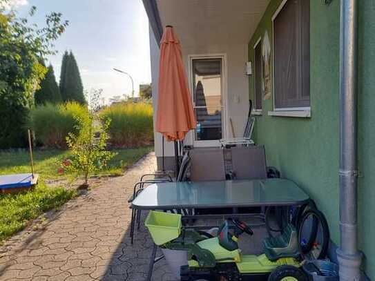 Freundliche 3-Zimmer-EG-Wohnung mit Terrasse und Einbauküche in Zeil am Main