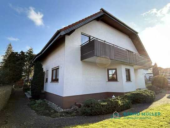 Schöne Doppelhaushälfte im Landhausstil in ruhiger Wohnlage