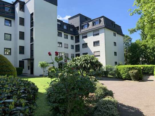 3-Zimmerwohnung mit Süd-Balkon in gepflegter Wohnanlage mit Aufzug in Ffm Dornbusch