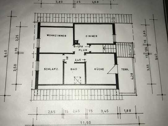 Freundliche 3-Raum-Dachgeschosswohnung mit EBK und Balkon in Limeshain