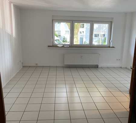 Maisonettenwohnung in angenehmem Wohnviertel in Essen Schönebeck