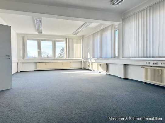 Ihr neuer Standort:
130 m² Praxis/Bürofläche.