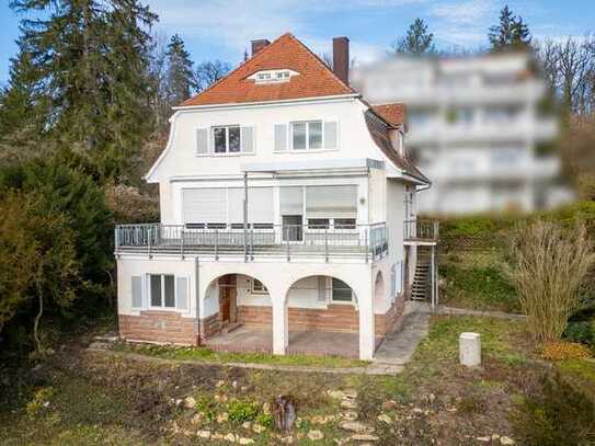 Charmante Jugendstil Villa in allerbester, unverbaubarer Hangaussichtslage von Korntal