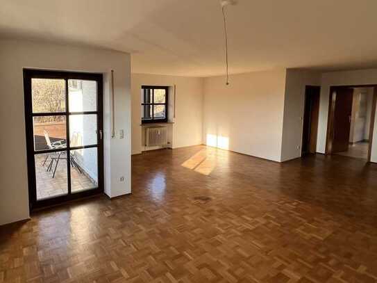 3,5-Zimmer-Wohnung mit Garten und Balkon in Rotthalmünster / Pattenham