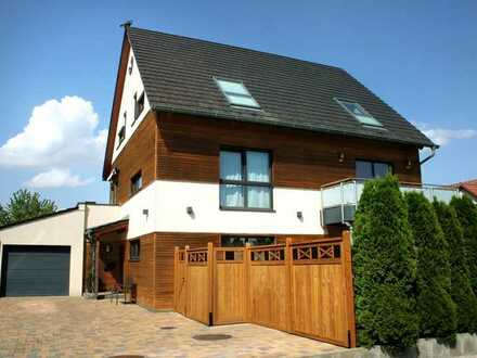 Glücklich und sorglos leben: Einfamilienhaus zentral in Rosbach-Rodheim