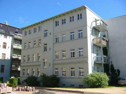 Ruhige und Sonnige 2-Raumwohnung mit Balkon in schönster Innenstadtlage!